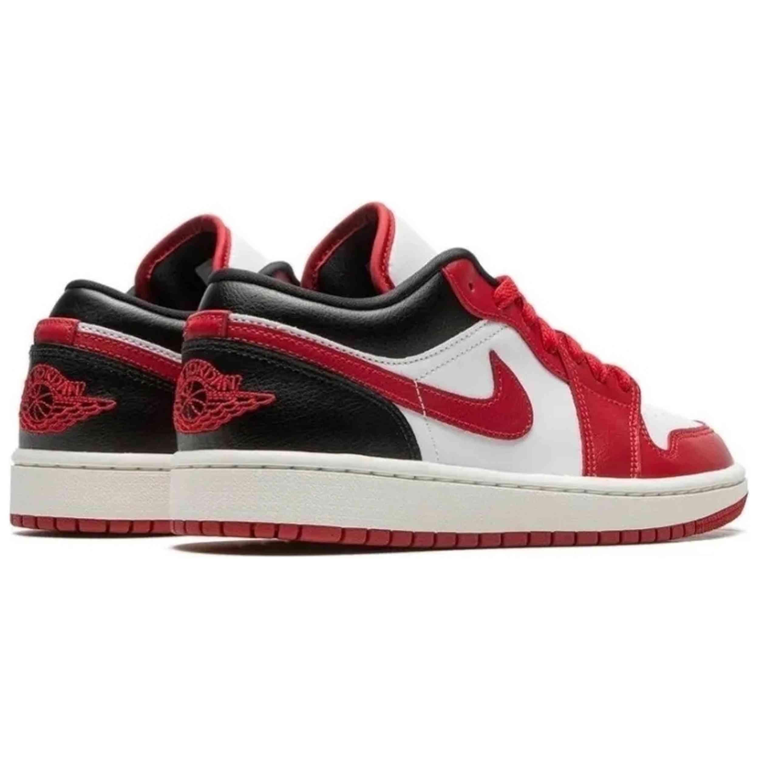 Scarpe Air Jordan 1 Low Reverse Black Toe 3/5
