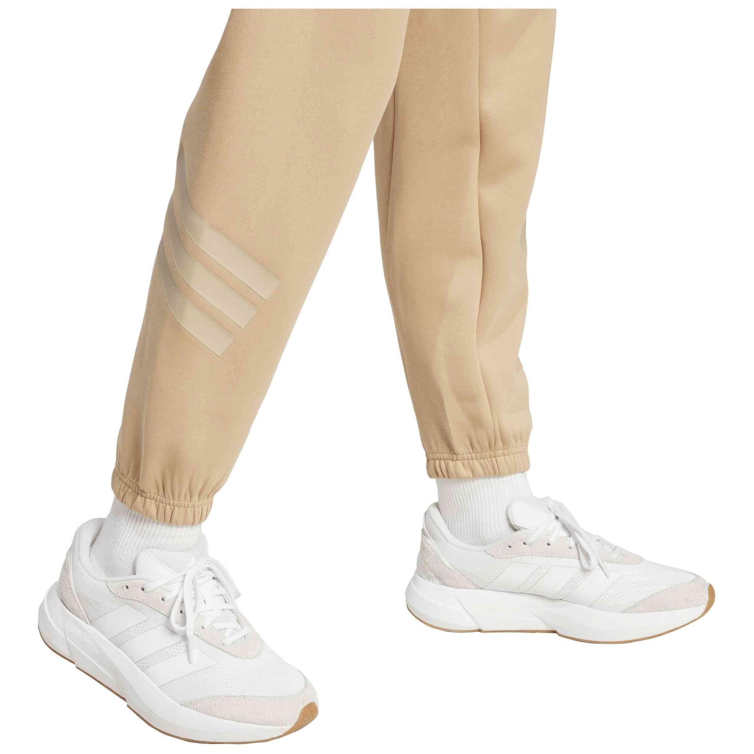 Pantalon de survêtement Adidas modèle JW7822 pour femmes 5/5