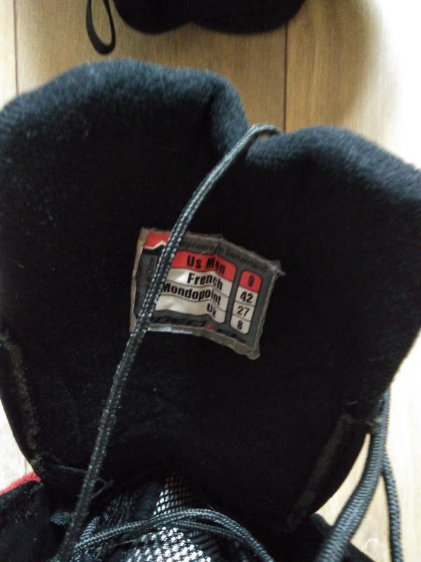 Entre Particuliers - Chaussures de snowboard de la marque NIDECKER 2/2