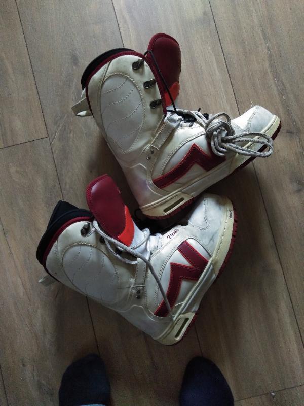 Entre Particuliers - Chaussures de snowboard 2/3