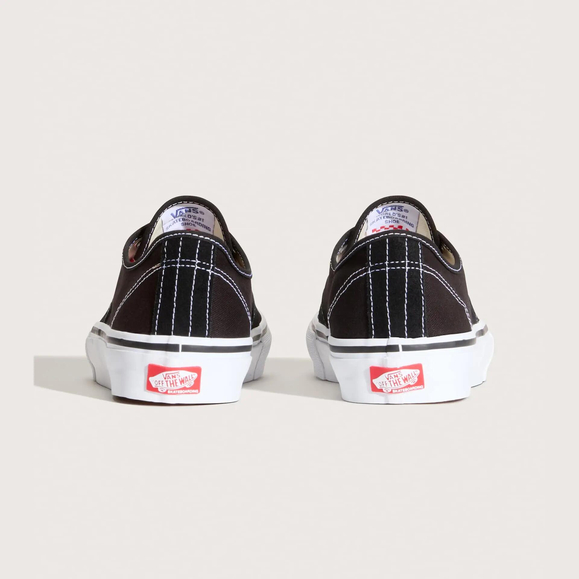 Sapatilhas Vans modelo Skate Authentic para homem 4/5