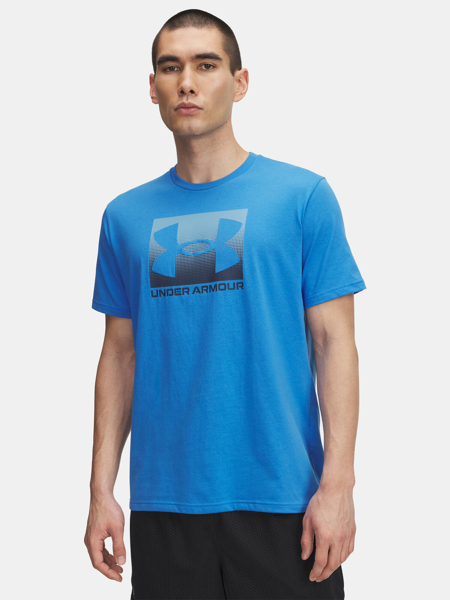 UNDER ARMOUR picture