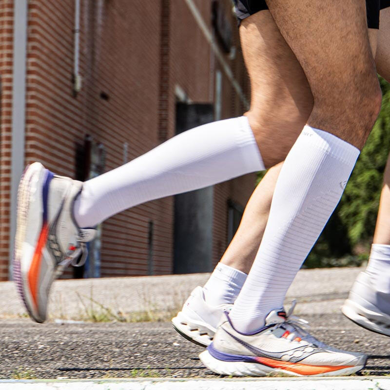 Chaussettes Run Marathon compression blanc/gris 3/3