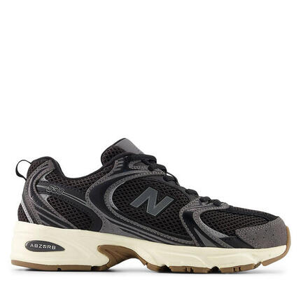 Baskets Homme 530