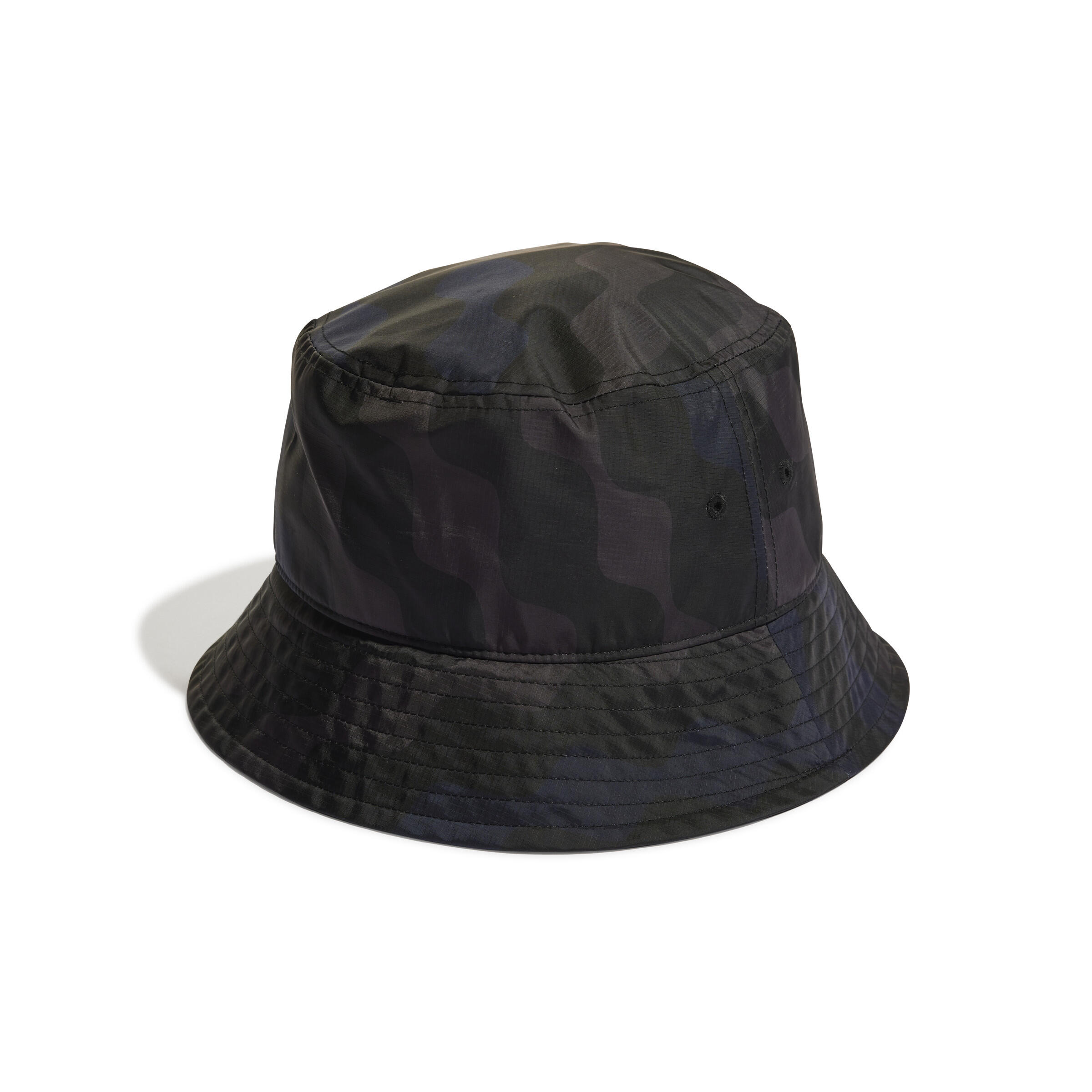 Bob adidas x MM A.R. 2/4