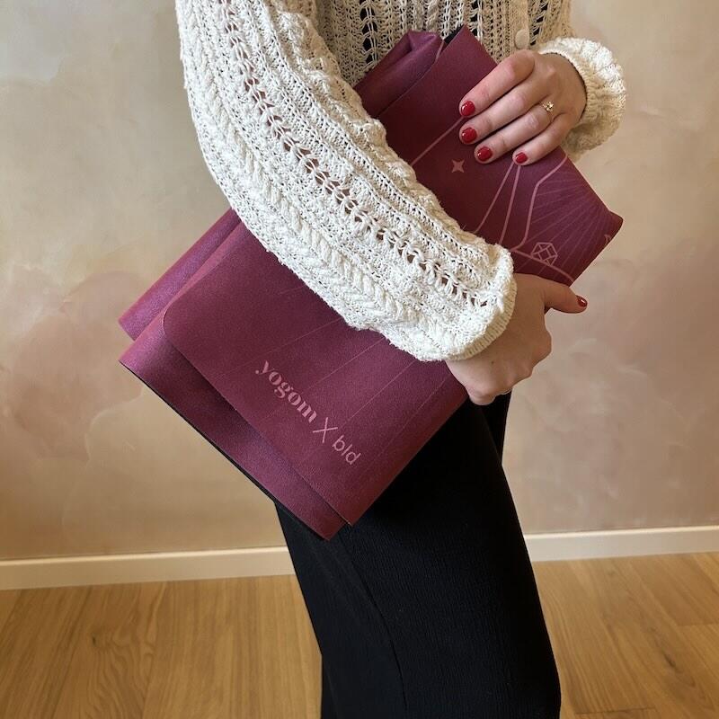 Tapis de yoga Voyage Divine Cranberry 2/3