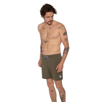 Strand shorts protest davey