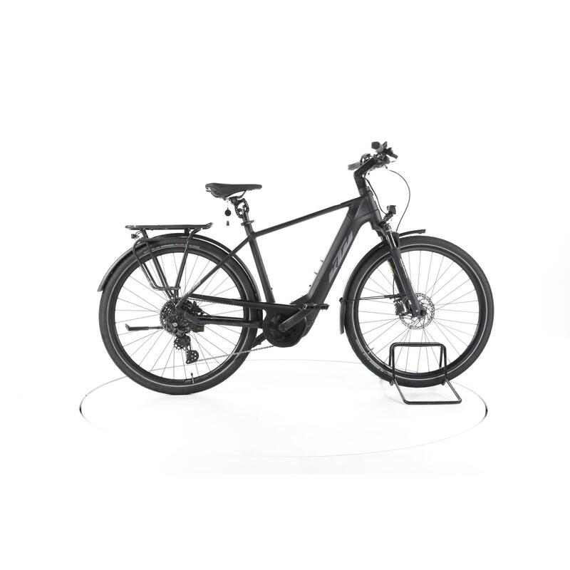 cbf51ca9-570d-435a-a6d7-317c7c36e078_c1