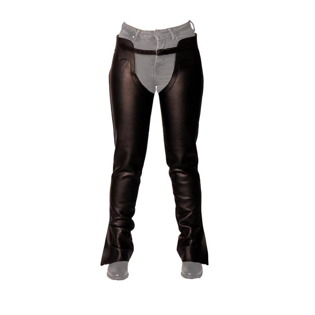 Chaps woman Dy'on