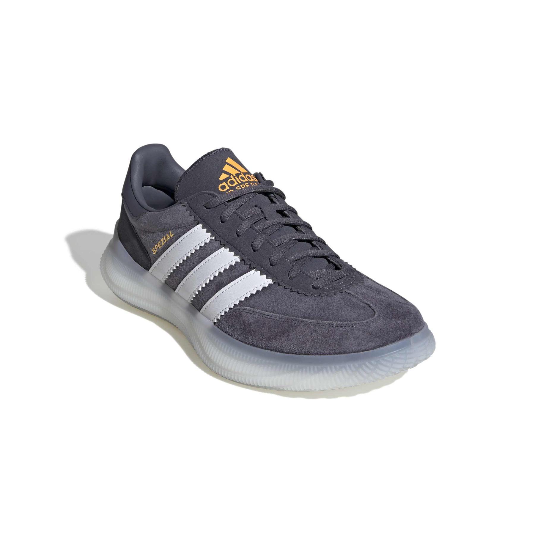 Hallenschuhe adidas Spezial Pro 7/7