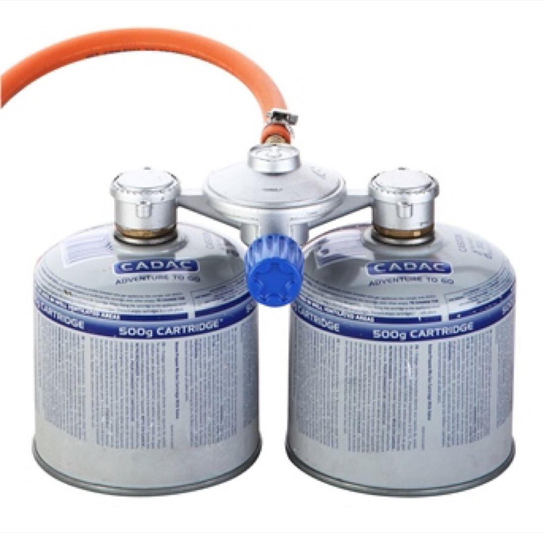 Détendeur Dual Power Pak CADAC pour 2 cartouches de gaz filetées EN417 - 30mbar 2/3