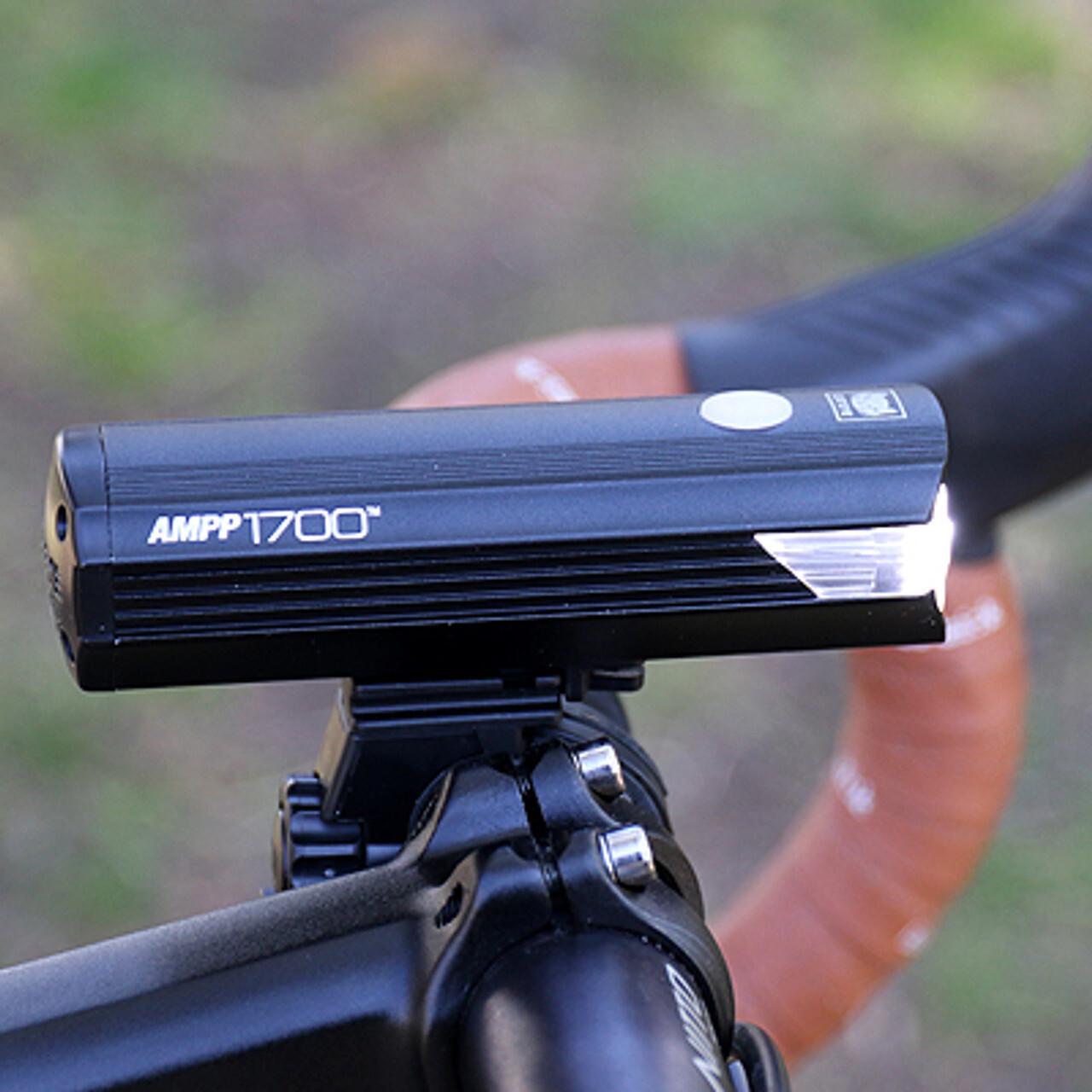 Cateye Ampp 1700 Front Lighting 6/7
