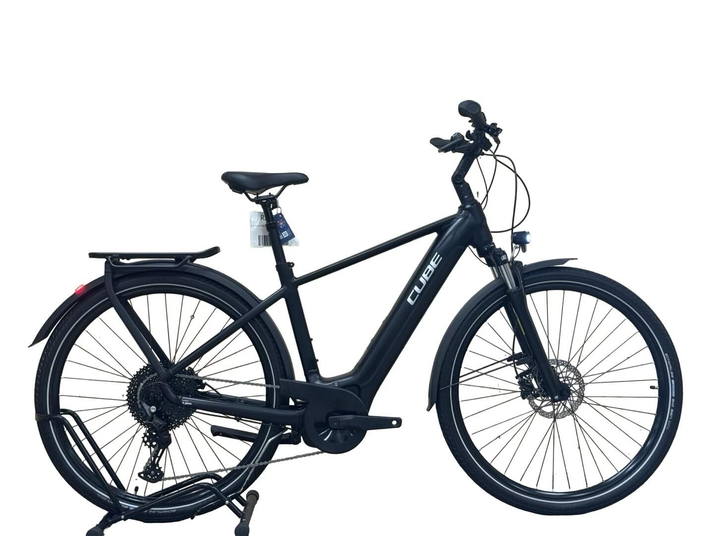 CUBE Reconditionné - Vélo électrique Cube Touring Hybrid Pro 625 Shimano- comme neuf