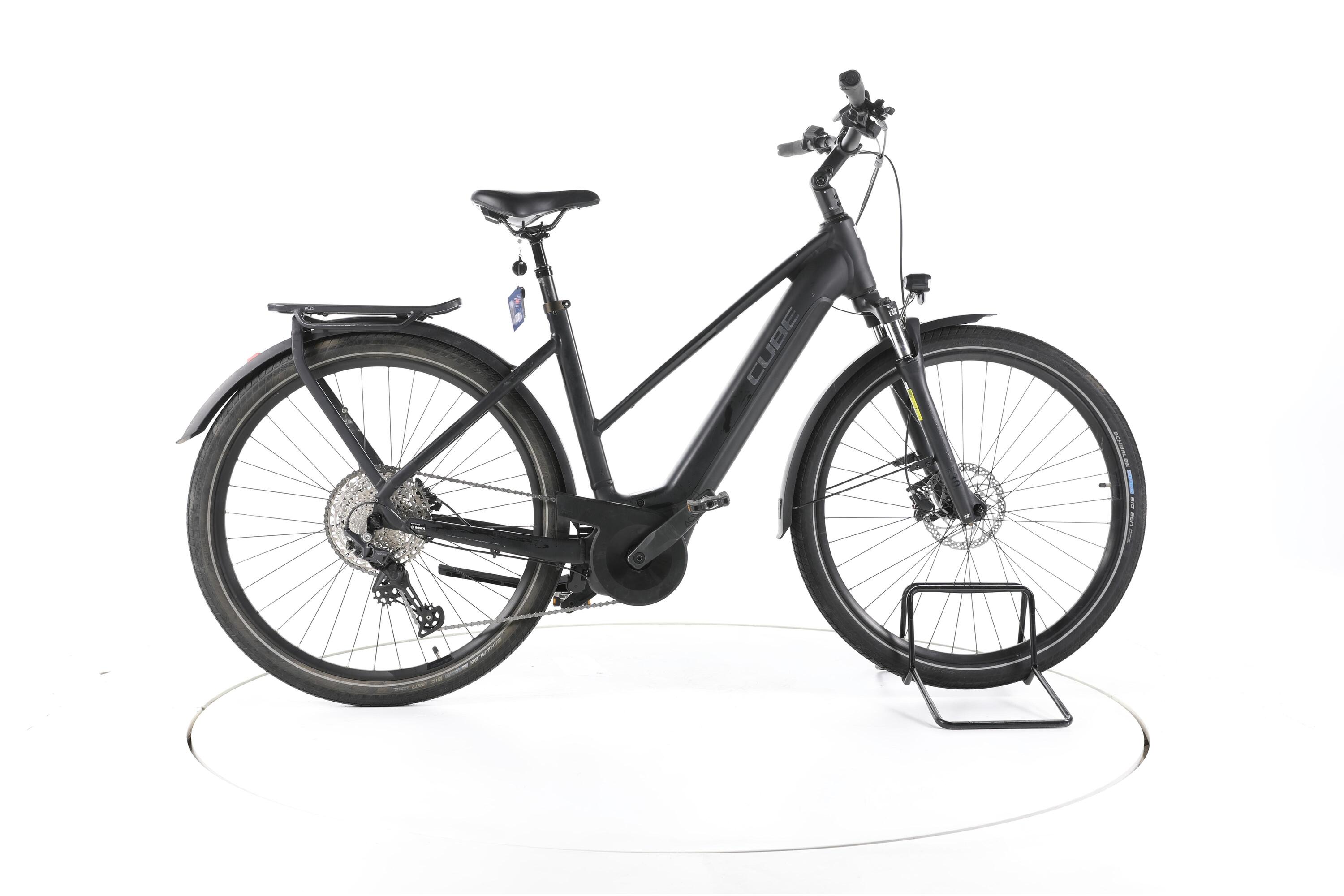 CUBE Reconditionné - Cube Touring Hybrid Pro Trekking Vélo électrique 2023 - Bon