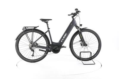 Tweedehands - cube touring hybrid one trekking e-bike lage instap - zeer goed