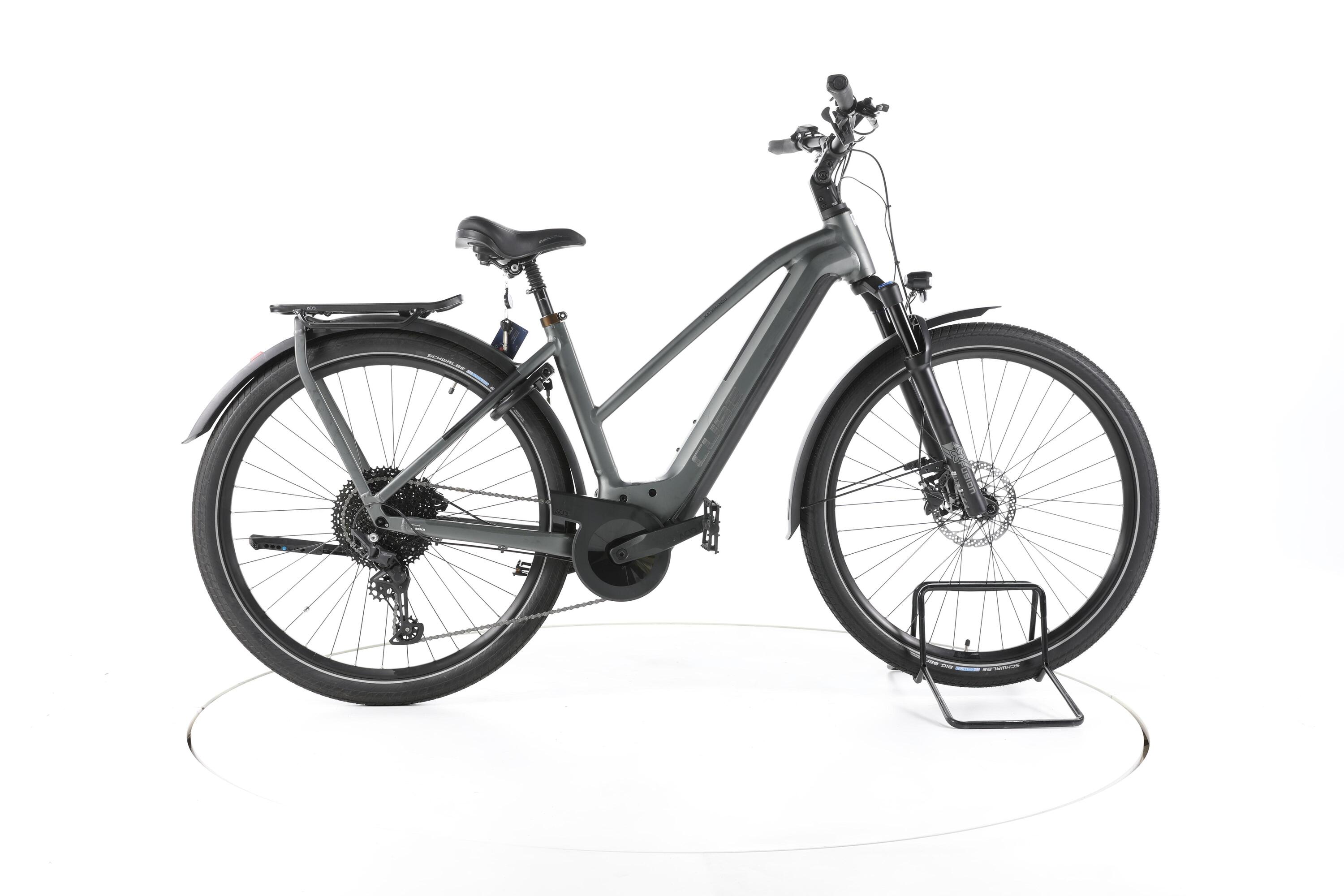 CUBE Reconditionné - Cube Kathmandu Hybrid Pro Trekking Vélo électrique 2023 - Bon