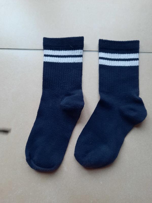 Entre Particuliers - Chaussettes de sport 31-34 3/4