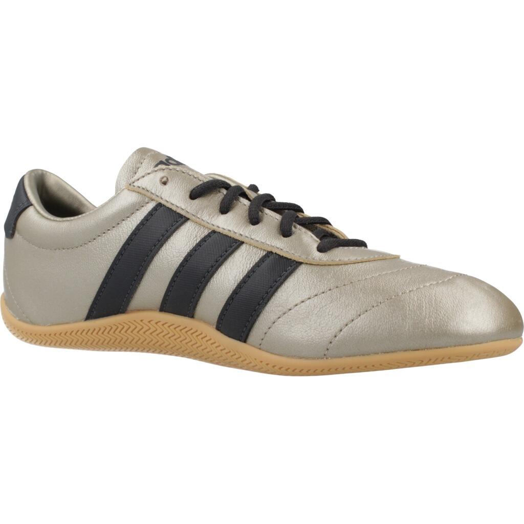 Schoen Adidas model JQ9681 voor vrouwen 5/5