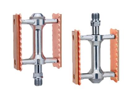 Brave Classics Pedal Classic Race W/Wood silber