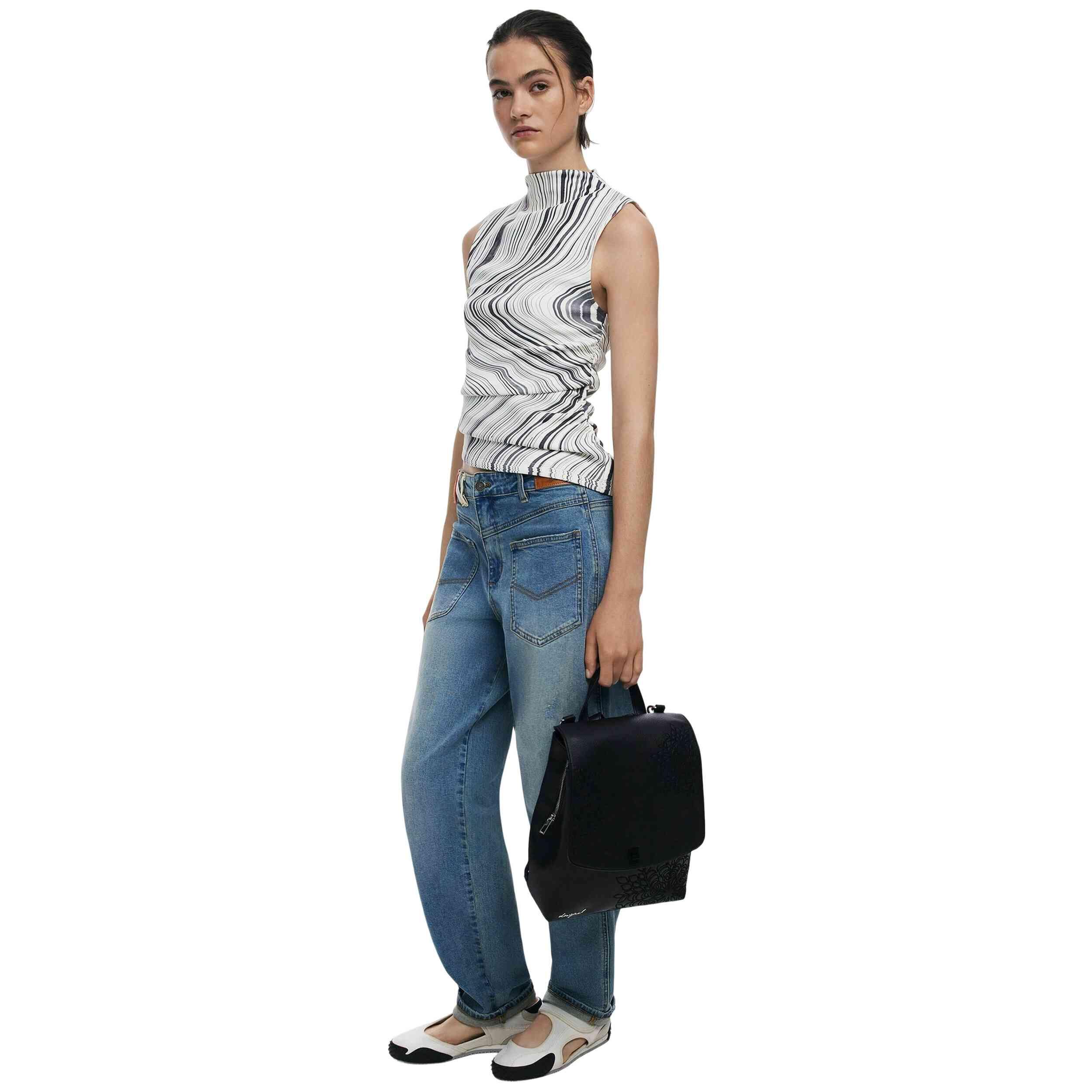DESIGUAL picture