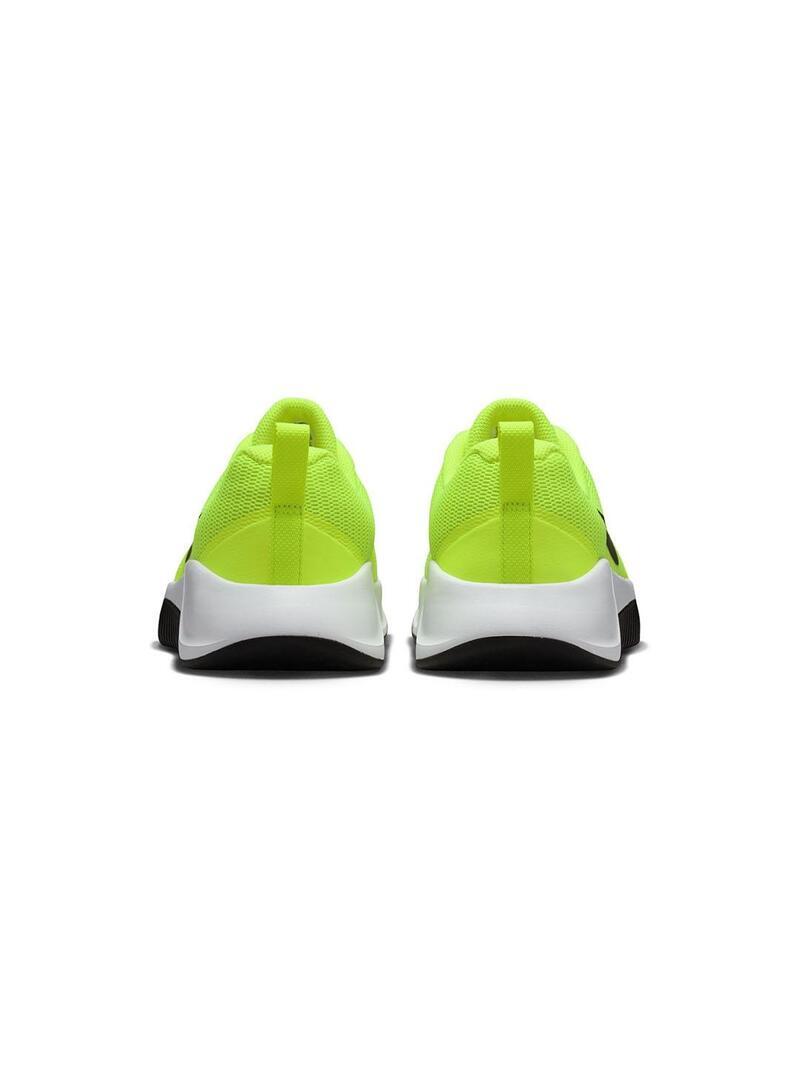 Chaussures de sport pour hommes Nike Mc Trainer 3 jaunes. 5/7