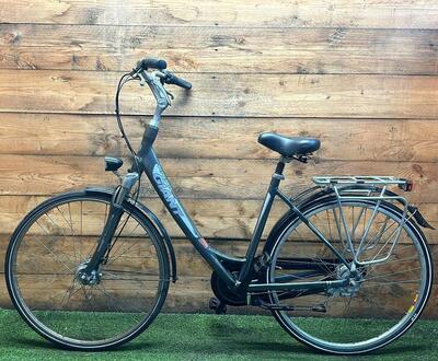 Tweedehands giant stadsfiets bike