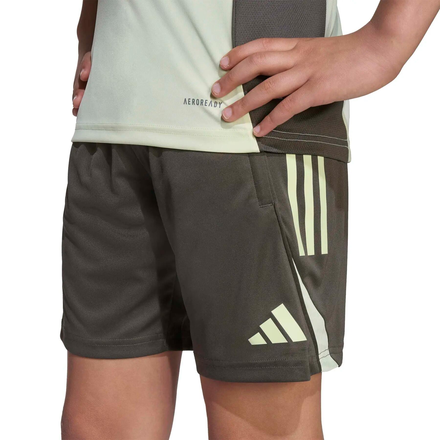 Short d'entraînement enfant Real Madrid 2025/26 7/7