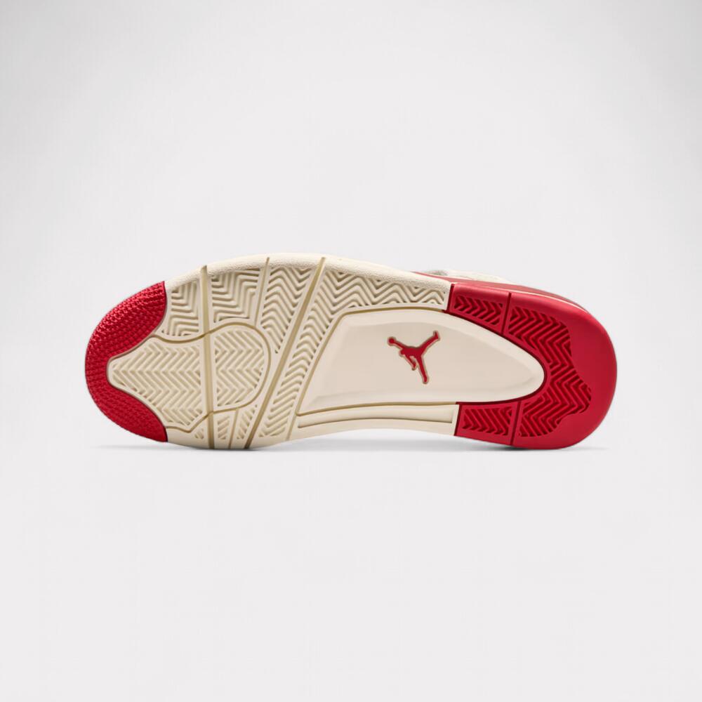 Air Jordan 4 - Valentine's Day 6/7