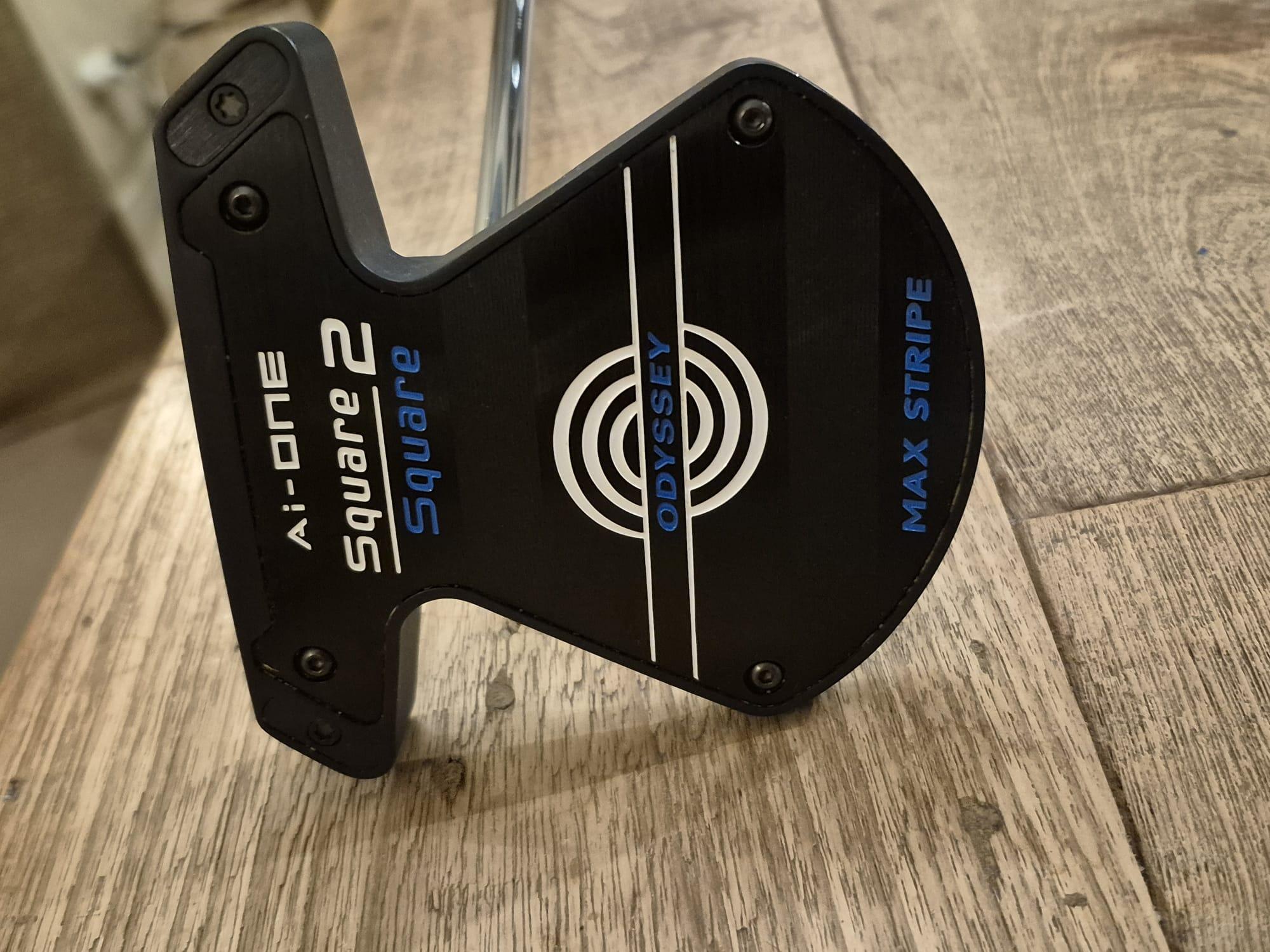 Entre Particuliers - Putter Odyssey square to square Max stripe 4/6