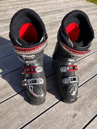 Tussen Particulieren - Salomon 26.0 skischoenen