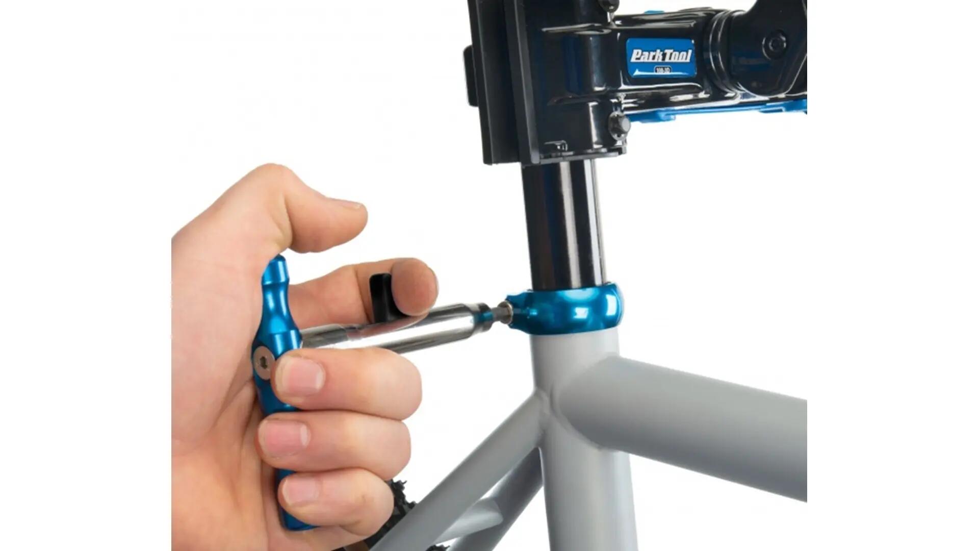 Šroubovák T-handle s vyměnitelnými bity 2/2