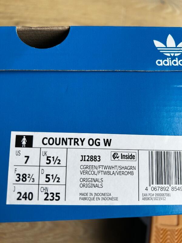 Entre Particuliers - Baskets adidas country neuves 4/7