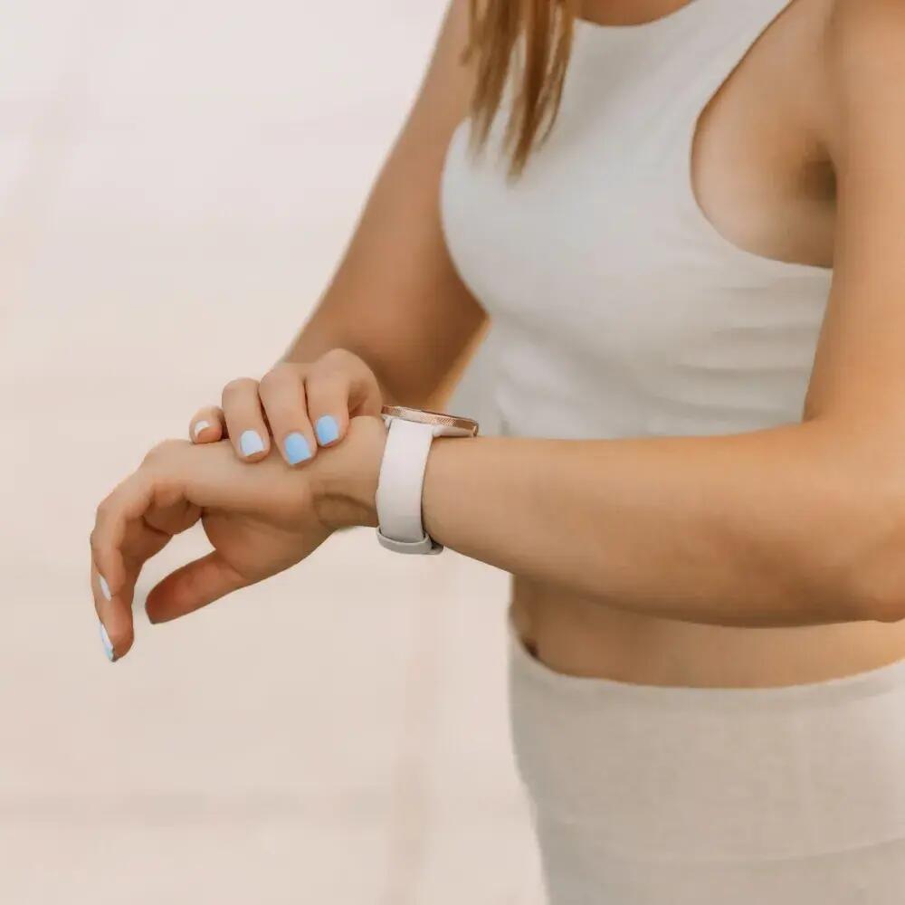 Montre connectée de fitness - GPS, Suivi de sommeil - Ignite 3 Sable grège 7/7