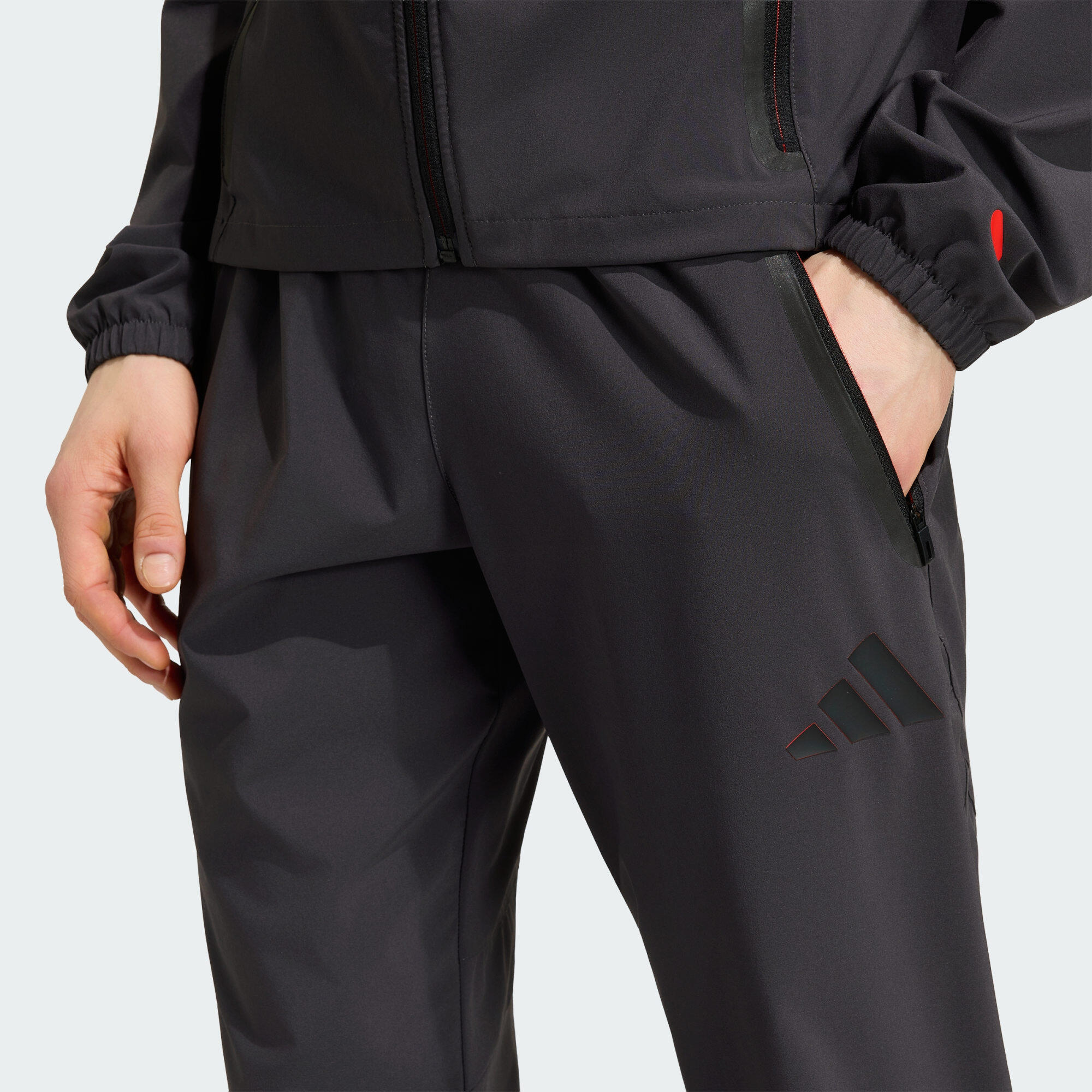AUDI REVOLUT F1 TEAM DNA VIS TECH HOSE 4/5