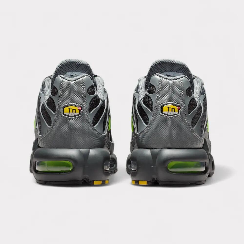 Nike Air Max Plus - Smoke Grey Volt 4/7