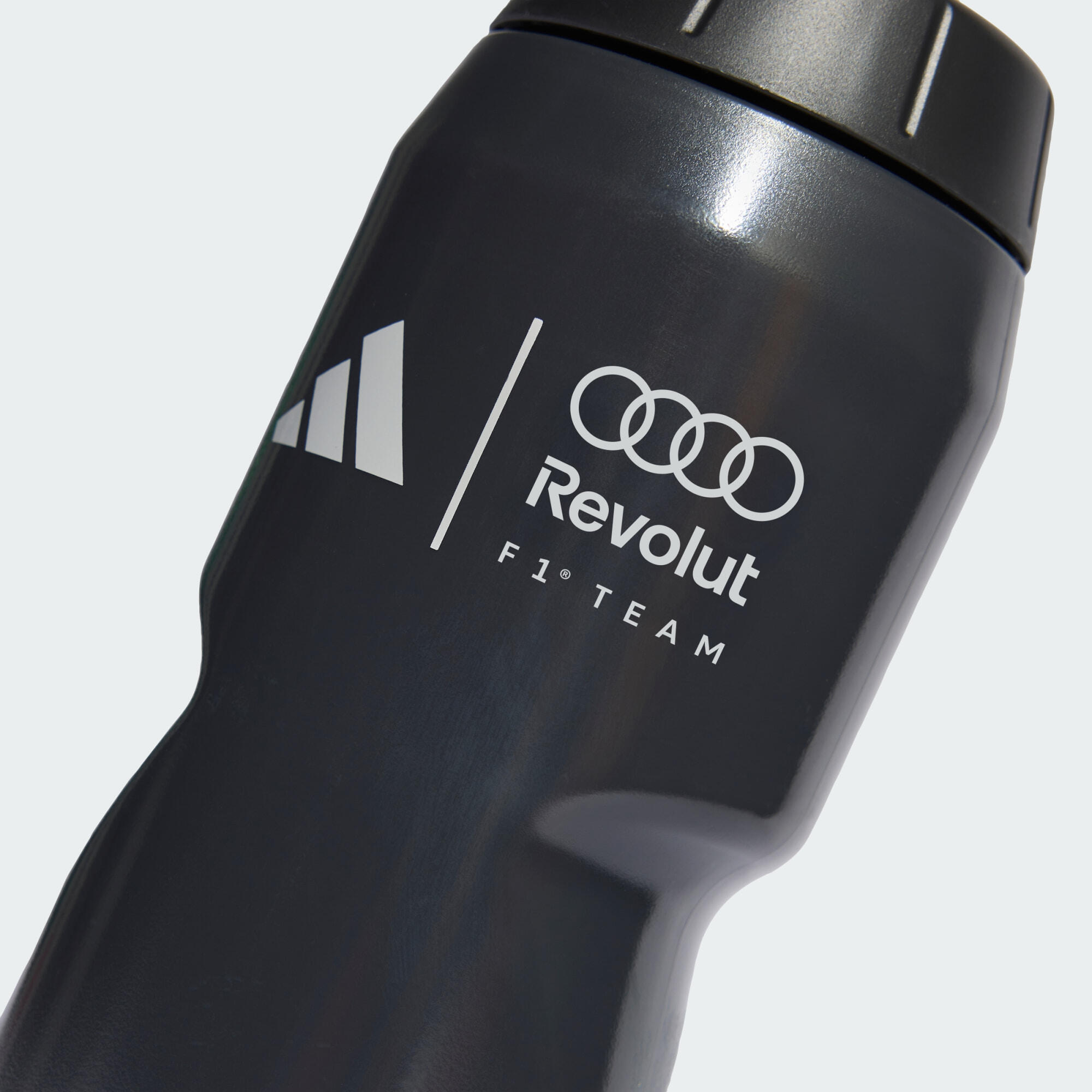 GOURDE AUDI REVOLUT F1 TEAM DNA 4/5