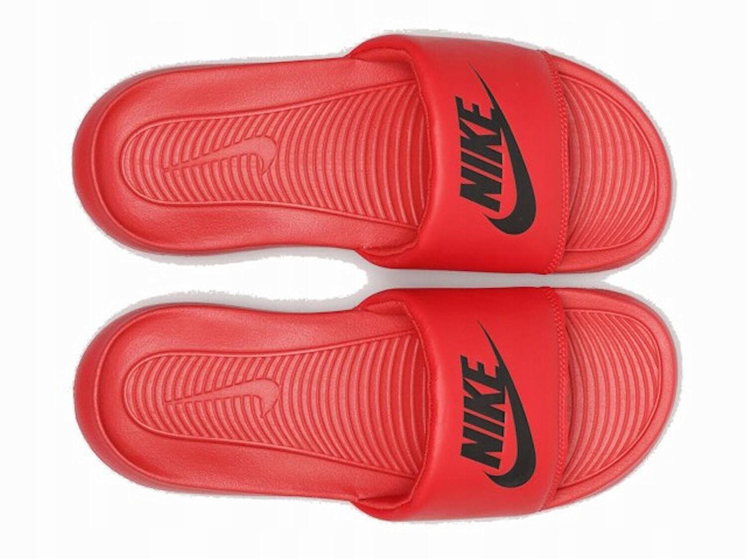 Tongs de sport pour homme NIKE VICTORI ONE pour la piscine 6/7