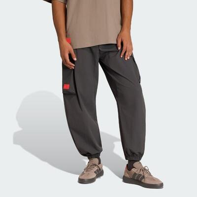Audi revolut f1 team elevated woven broek
