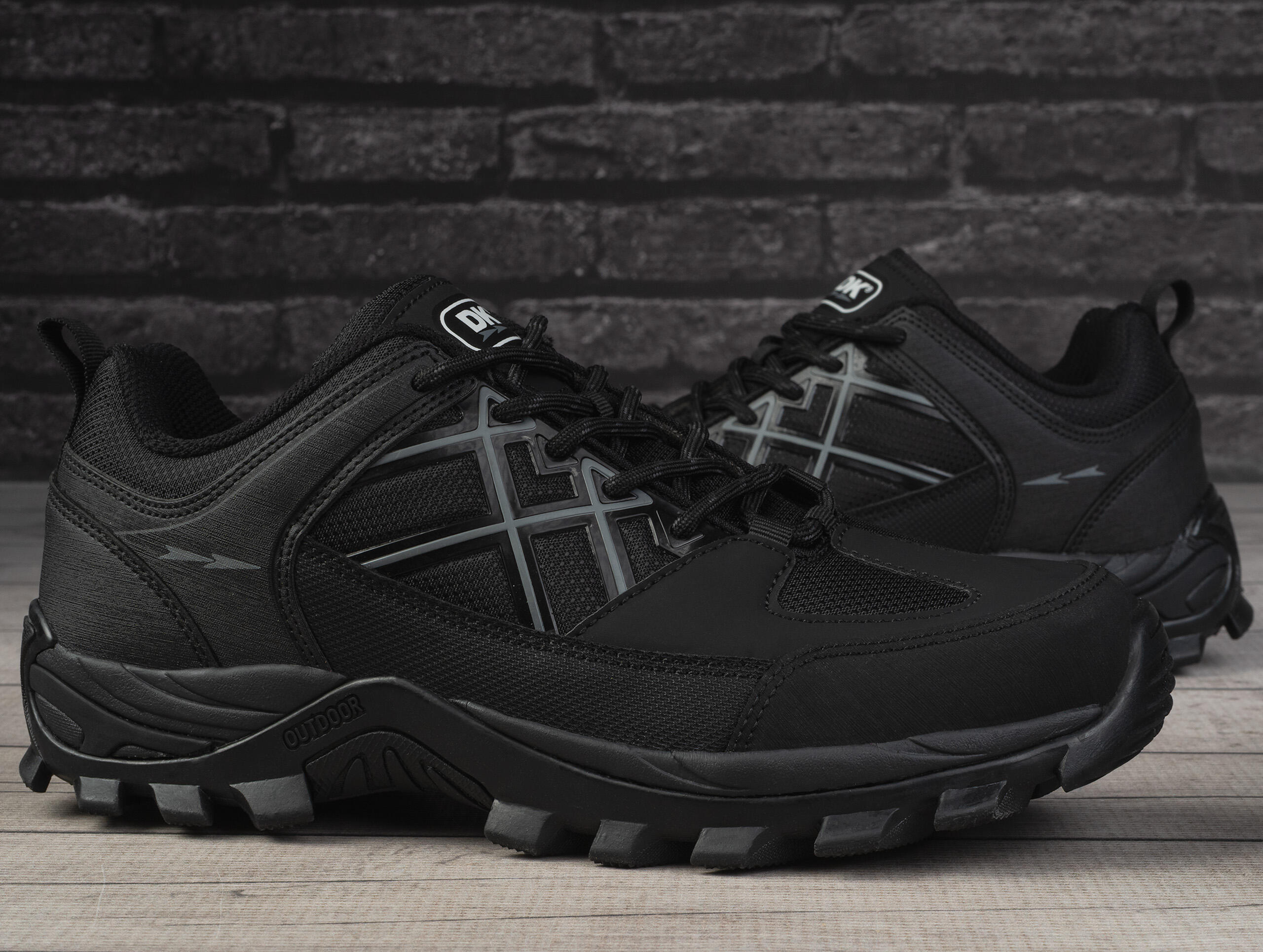 Buty męskie sportowe trekkingowe DK BARON