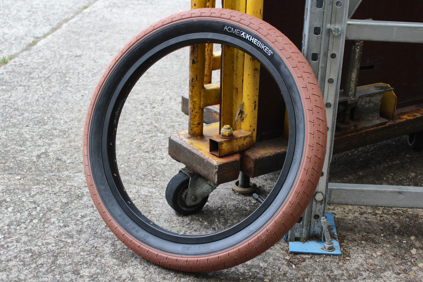 Pneu BMX ACME 20 x 2,40 pouces Marron-Noir KHEBIKES 5/5