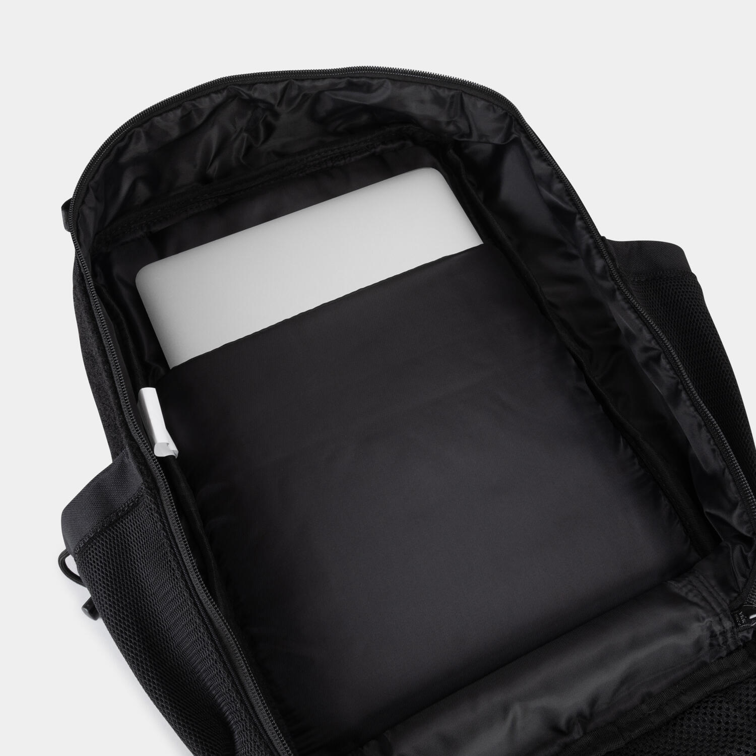 Built for Athletes Black 25L Hero Backpack 6/7