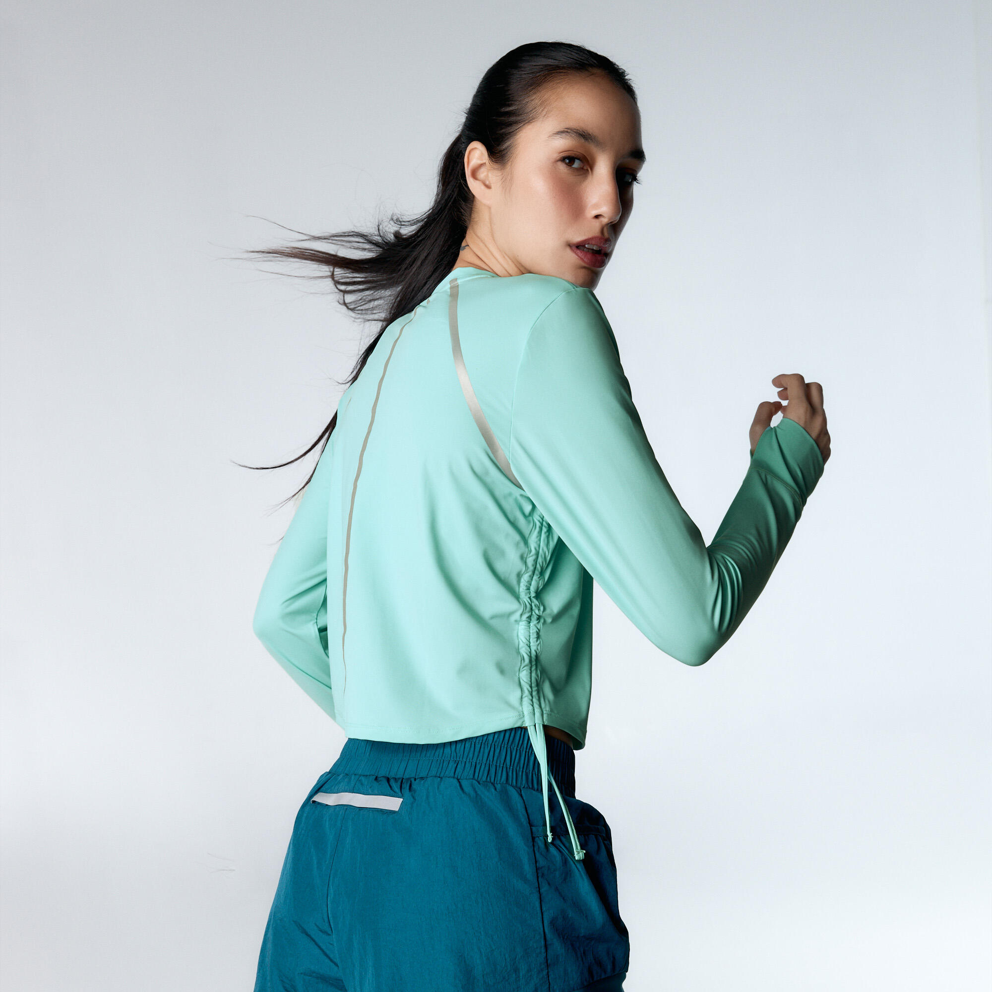Conjunto deportivo Top+Short Hill & Boston  de mujer Black Limba 2/6