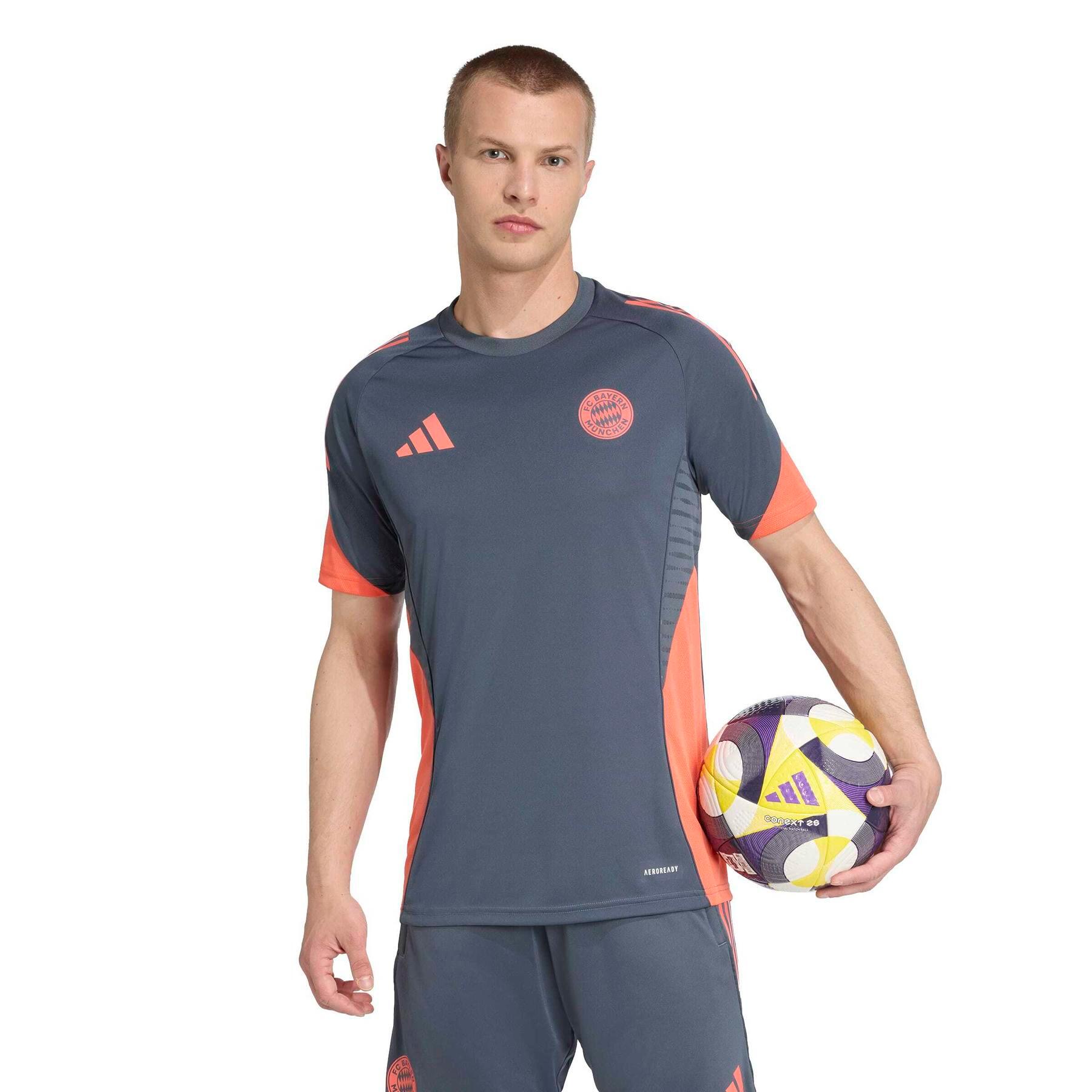 Maillot d'entraînement Bayern Munich 2025/26 2/7