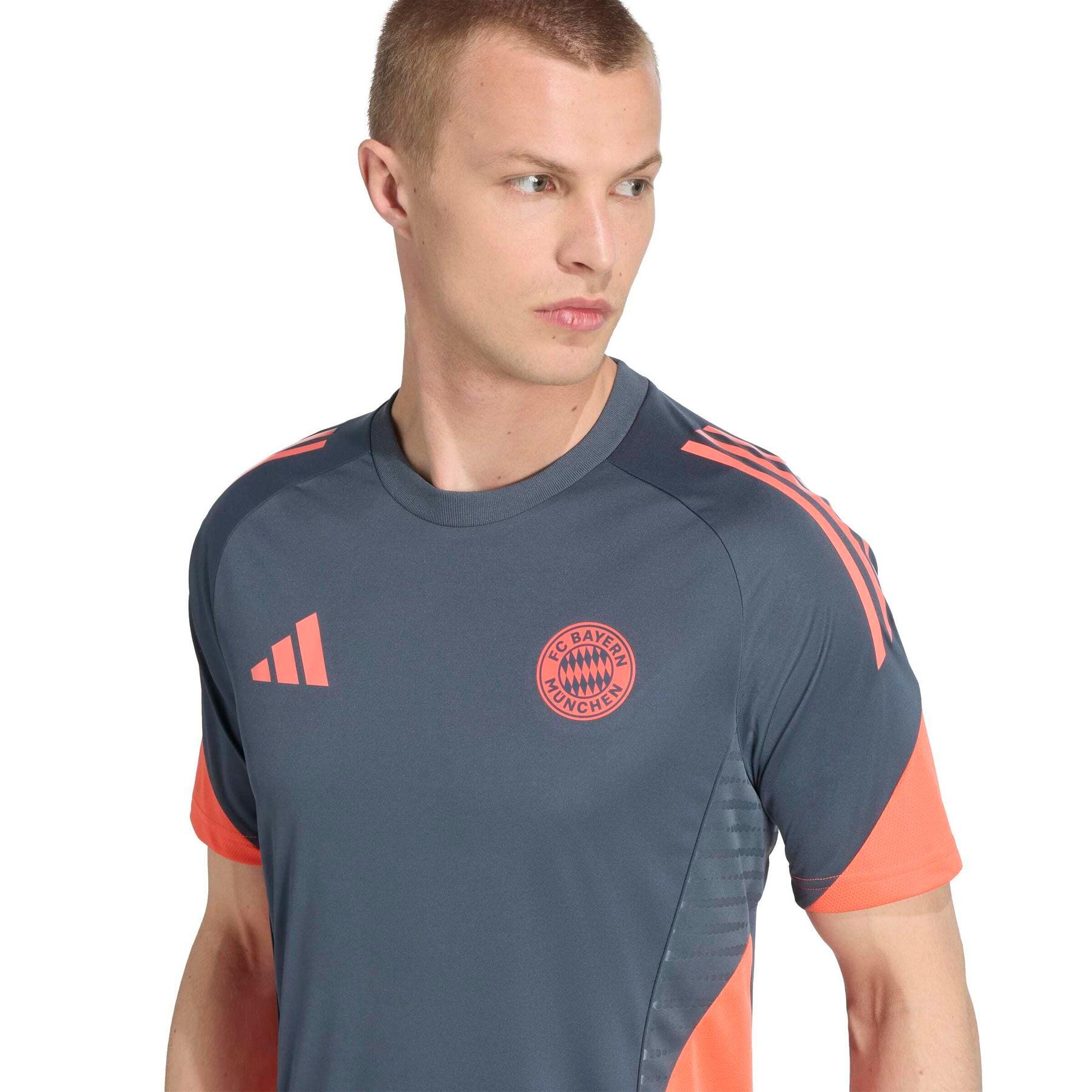 Maillot d'entraînement Bayern Munich 2025/26 7/7