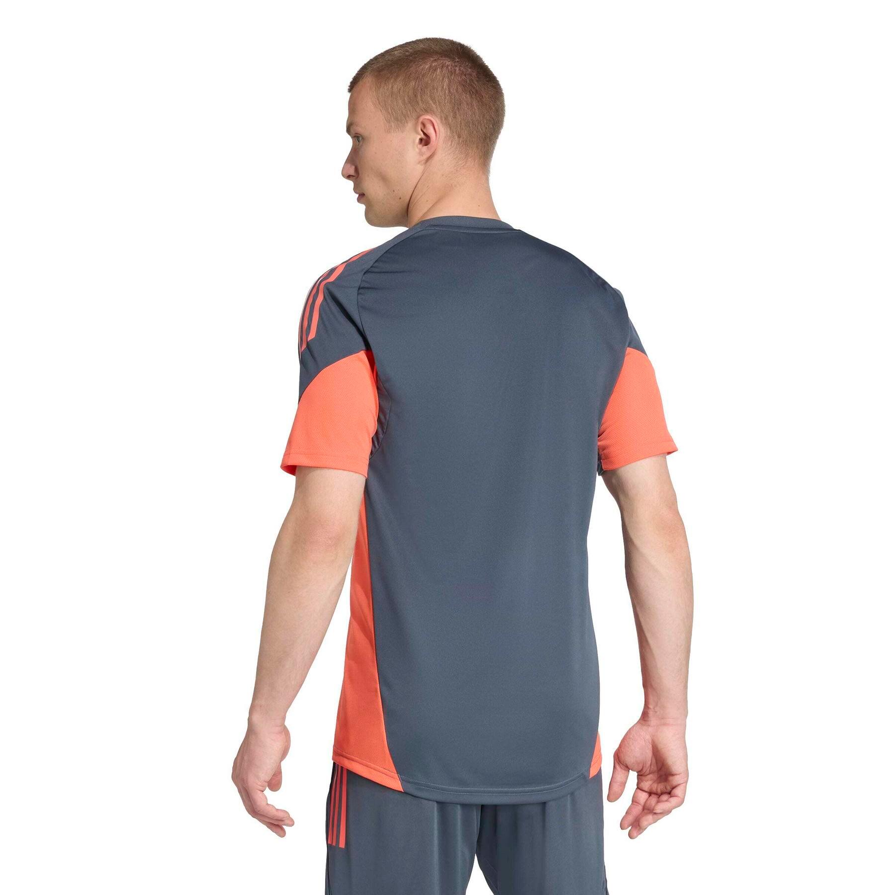 Maillot d'entraînement Bayern Munich 2025/26 4/7