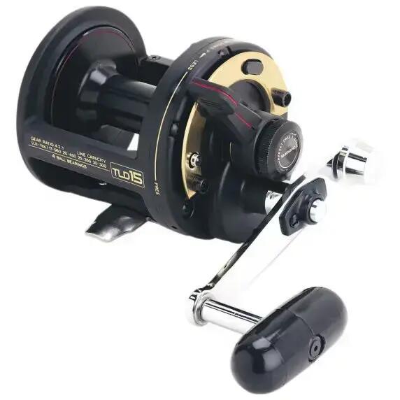 Right-handed casting reel Shimano TLD 15lb