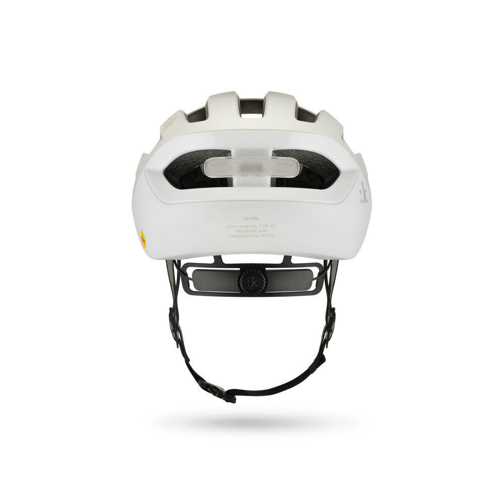 Kudo Helmet + Light weiss M 4/7