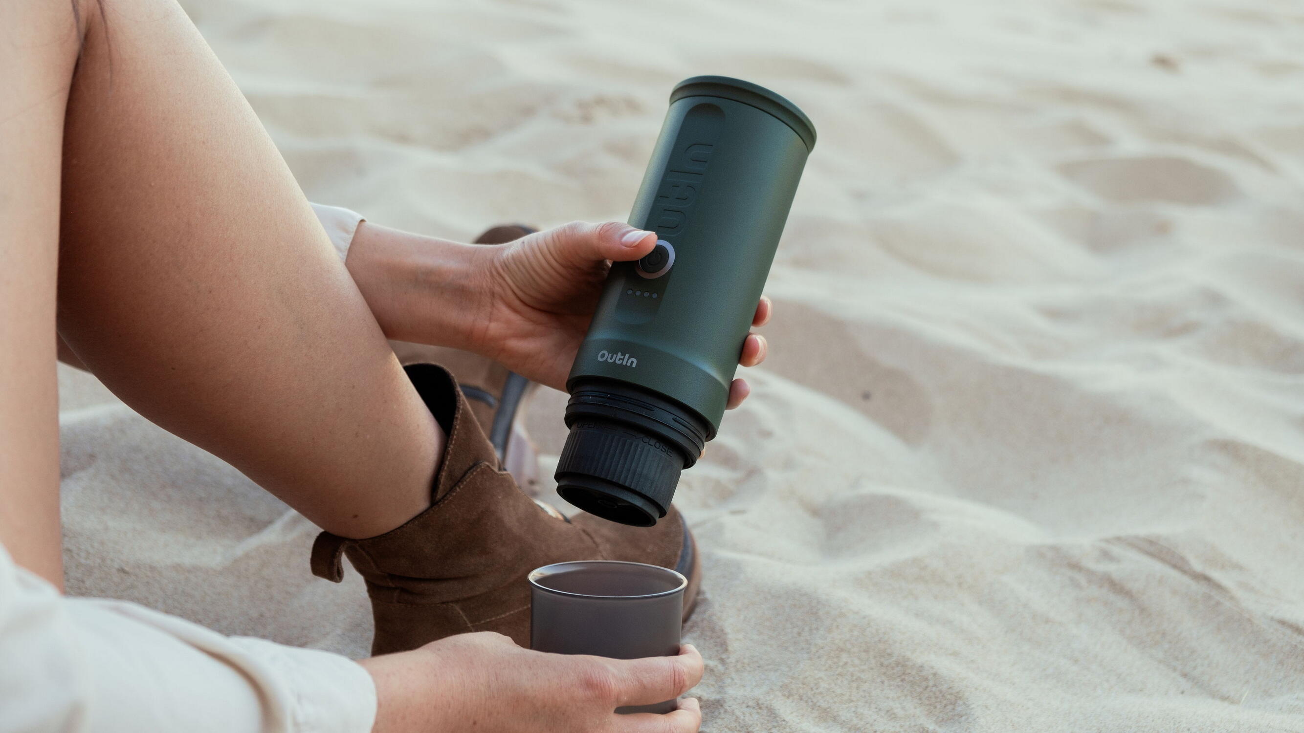 Set OutIn Nano Espressomachine + EVA Hoes Groen 3/8