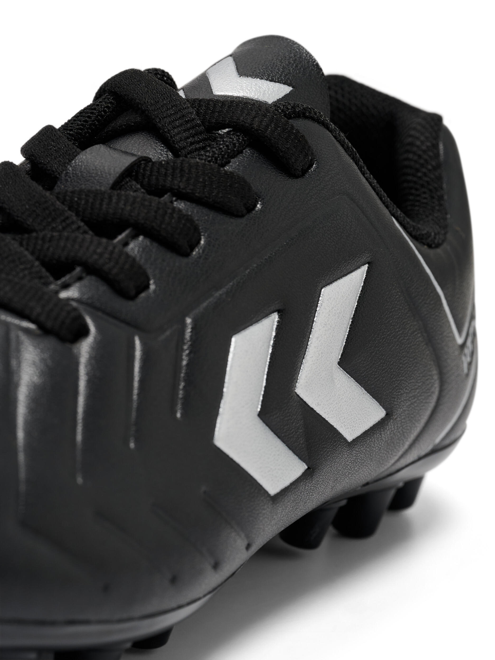 Dziecięce buty piłkarskie Hummel Top Star LC 2.0 MG 5/7
