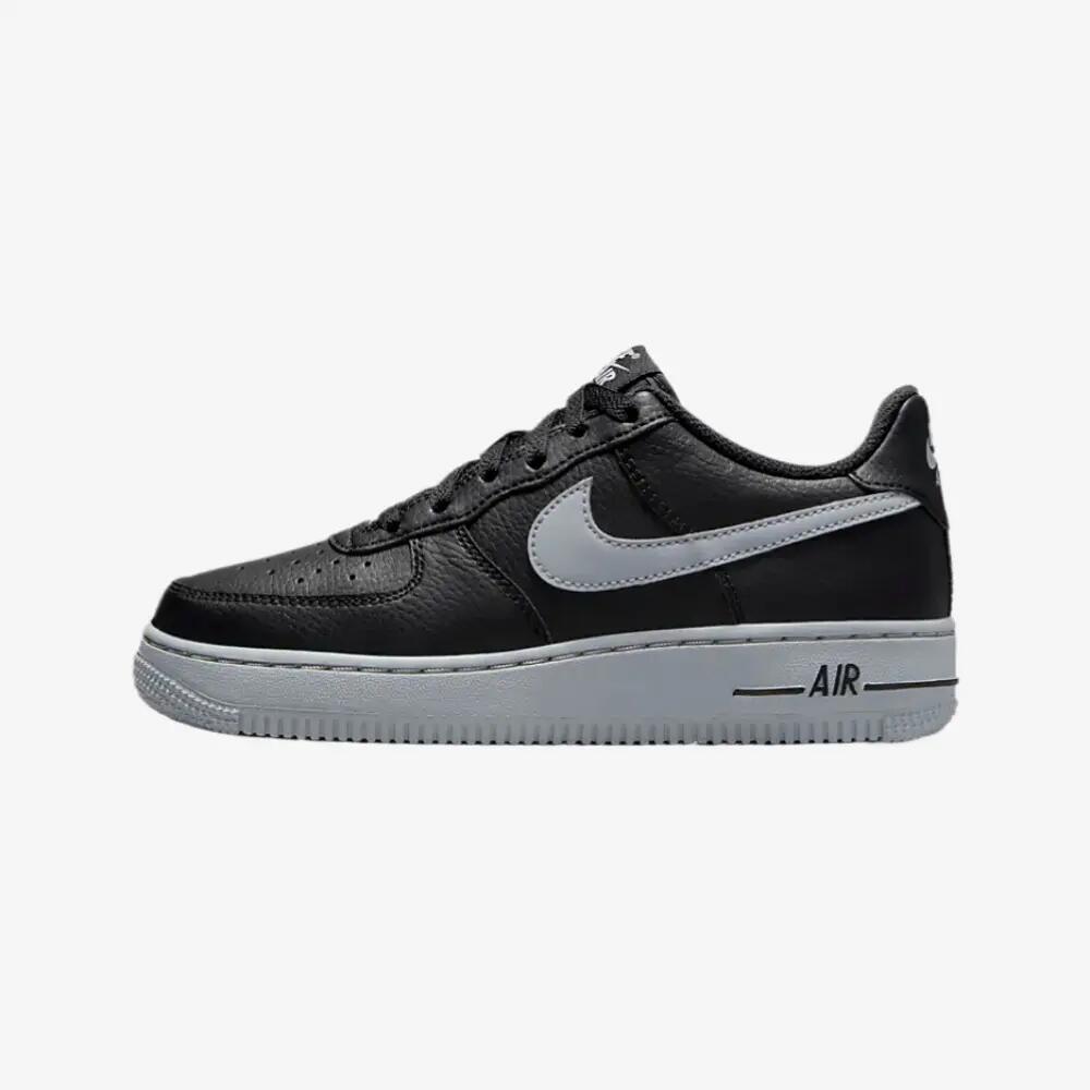 NIKE picture